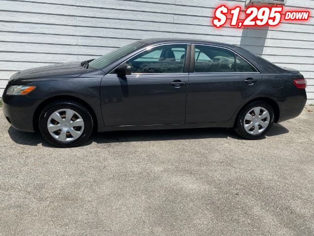 Toyota Camry Vehicle Image 02