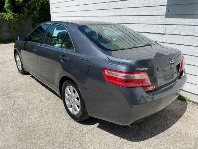 Toyota Camry Vehicle Image 03