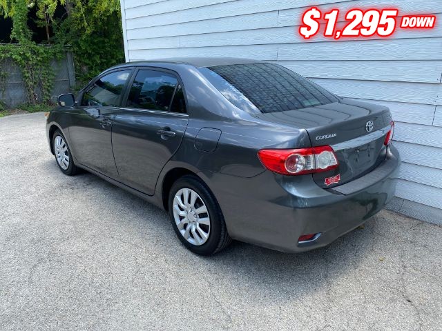 Toyota Corolla Vehicle Image 03