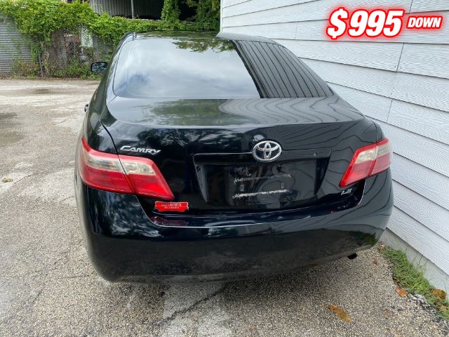 Toyota Camry Vehicle Image 04