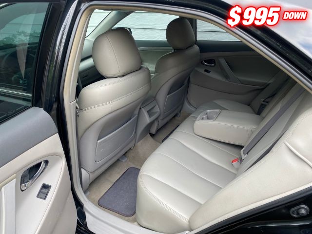 Toyota Camry Vehicle Image 06