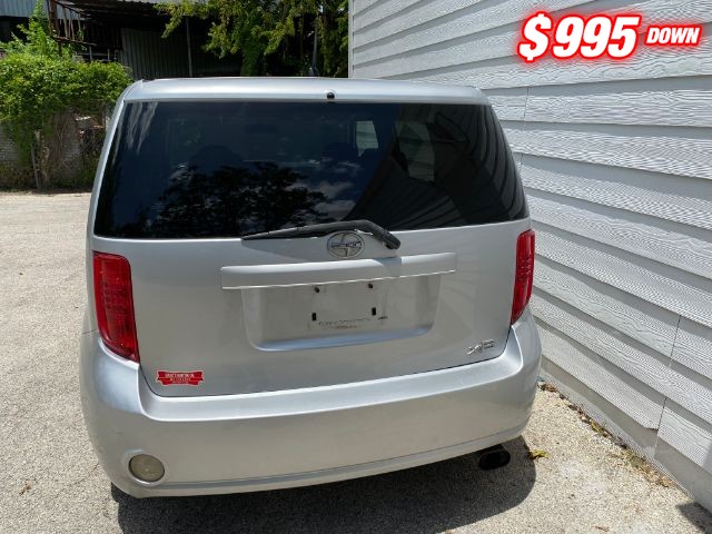 Scion xB Vehicle Image 04