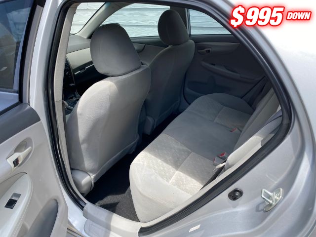 Toyota Corolla Vehicle Image 06
