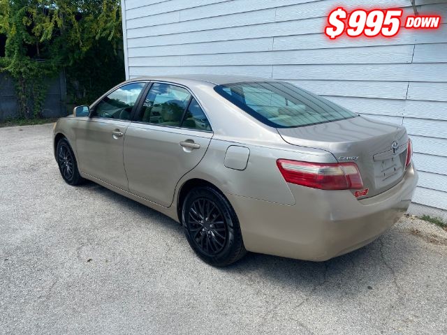 Toyota Camry Vehicle Image 03