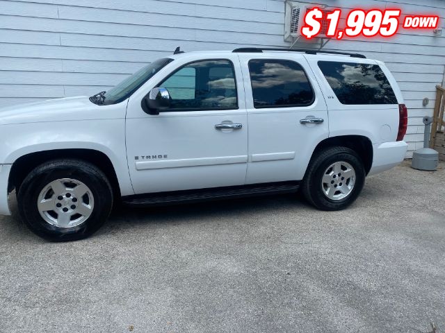 Chevrolet Tahoe Vehicle Image 02