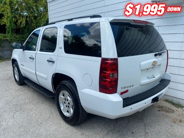 Chevrolet Tahoe Vehicle Image 03