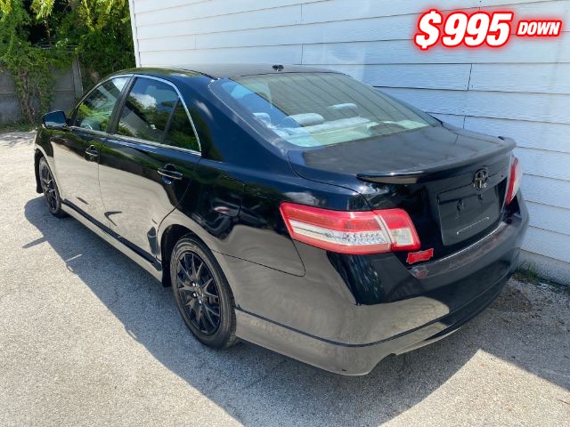 Toyota Camry Vehicle Image 03