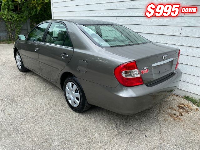 Toyota Camry Vehicle Image 02