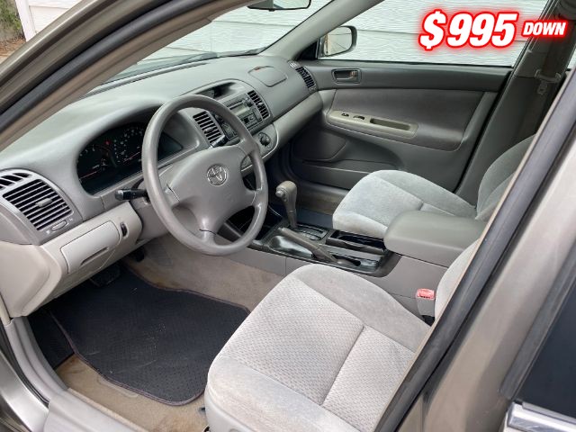 Toyota Camry Vehicle Image 04