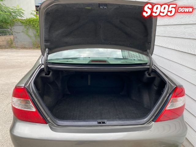 Toyota Camry Vehicle Image 06