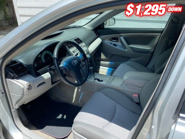 Toyota Camry Vehicle Image 05