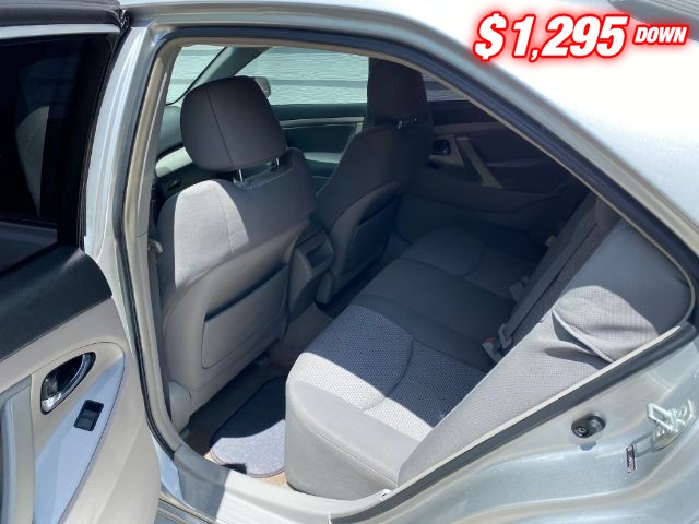 Toyota Camry Vehicle Image 06