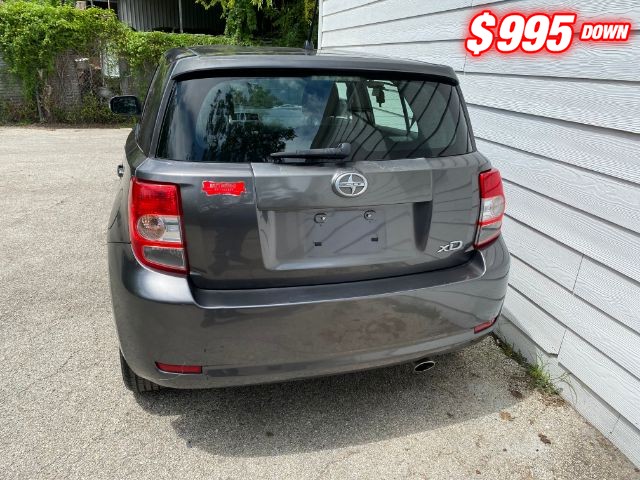 Scion xD Vehicle Image 04