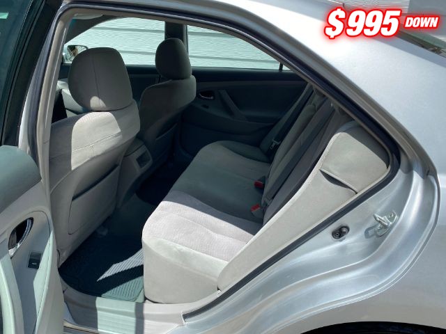 Toyota Camry Vehicle Image 06