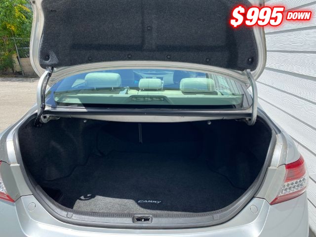 Toyota Camry Vehicle Image 07