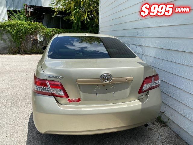 Toyota Camry Vehicle Image 04