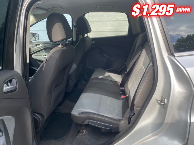 Ford Escape Vehicle Image 06