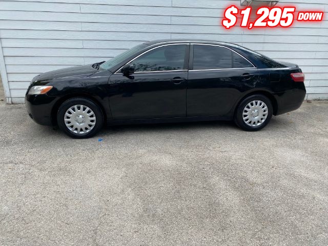 Toyota Camry Vehicle Image 02