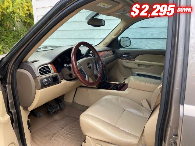 Chevrolet Tahoe Vehicle Image 05