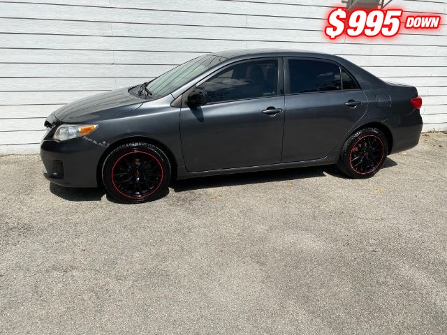 Toyota Corolla Vehicle Image 02