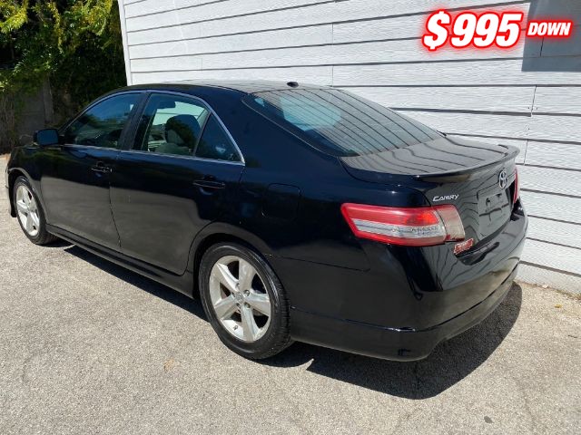Toyota Camry Vehicle Image 03
