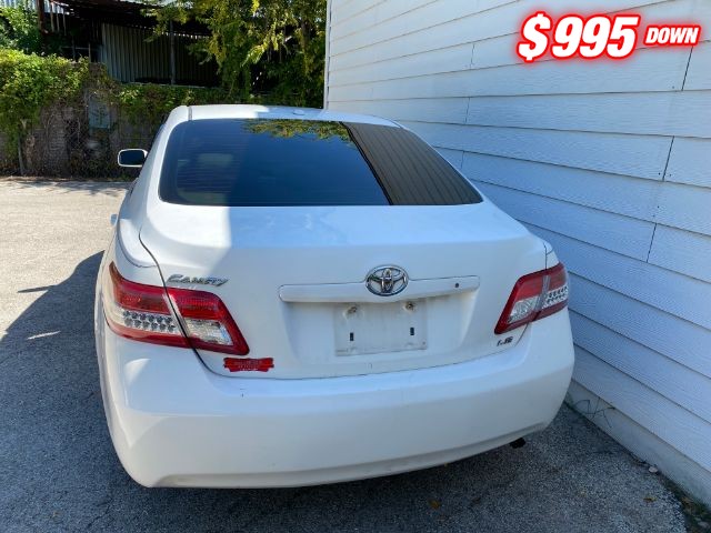 Toyota Camry Vehicle Image 04