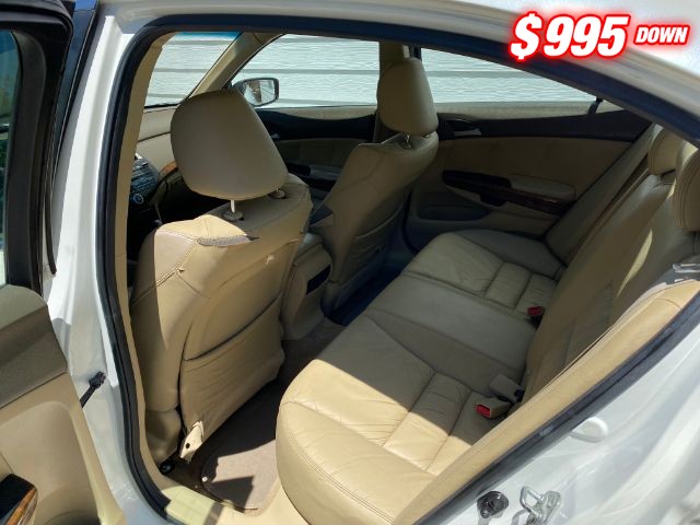 Honda Accord Sedan Vehicle Image 06
