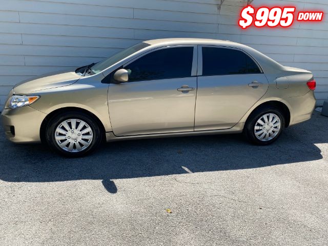 Toyota Corolla Vehicle Image 02