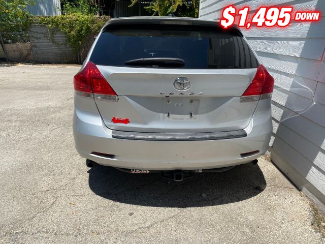 Toyota Venza Vehicle Image 04