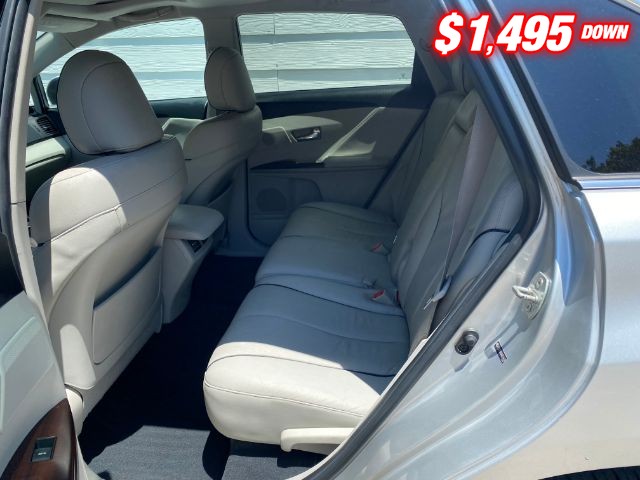 Toyota Venza Vehicle Image 06