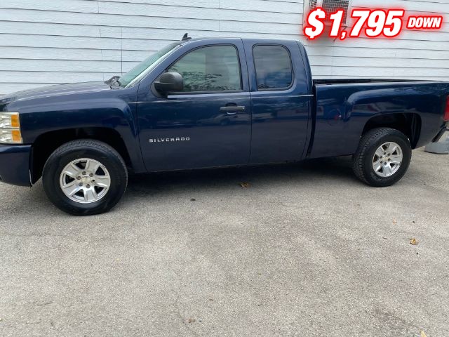 Chevrolet Silverado 1500 Vehicle Image 02