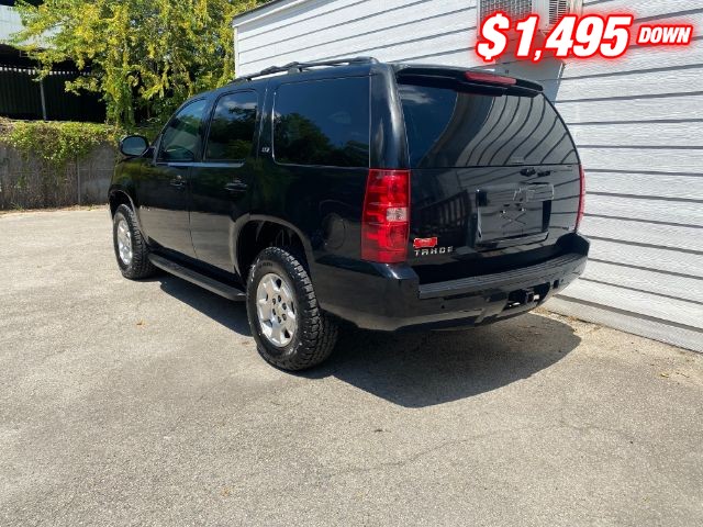 Chevrolet Tahoe Vehicle Image 03