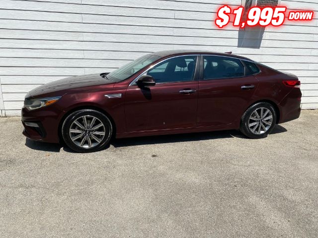 Kia Optima Vehicle Image 02