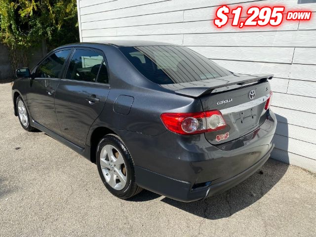 Toyota Corolla Vehicle Image 03