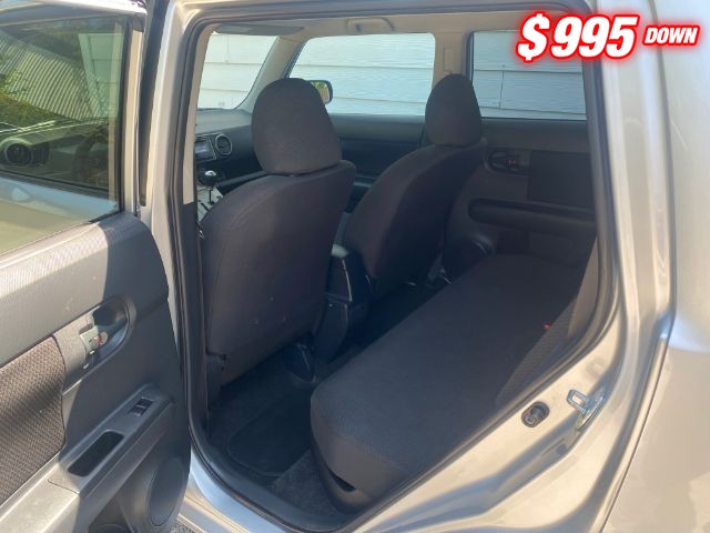 Scion xB Vehicle Image 06