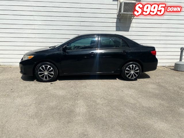 Toyota Corolla Vehicle Image 02