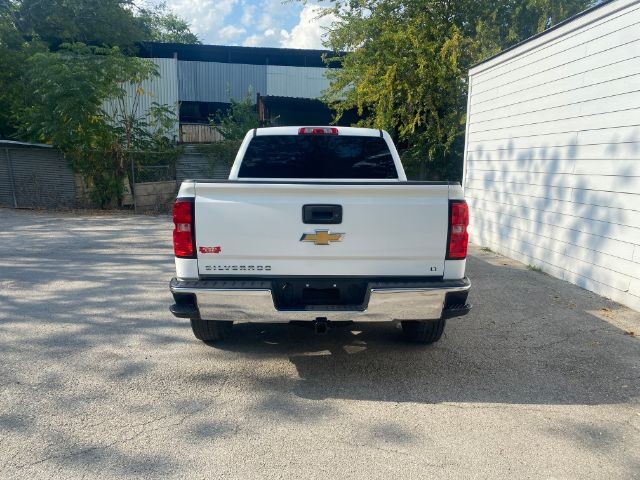 Chevrolet Silverado 1500 Vehicle Image 04