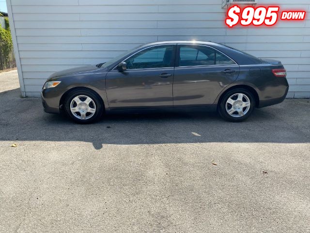 Toyota Camry Vehicle Image 02