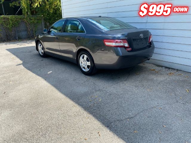 Toyota Camry Vehicle Image 03