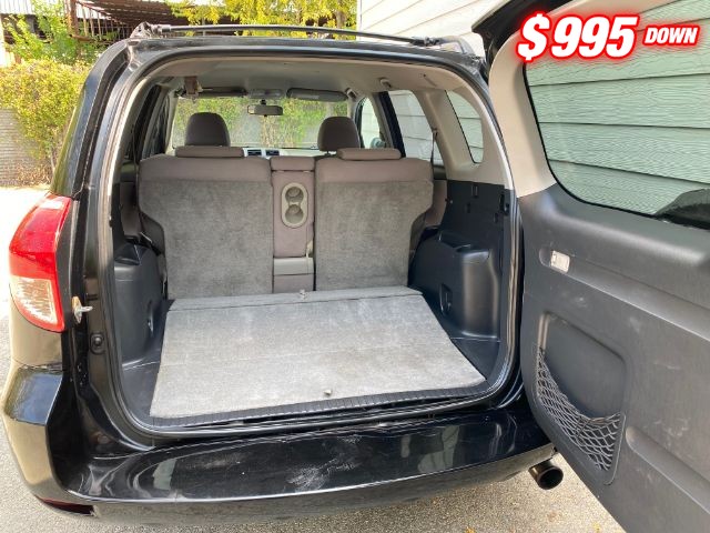 Toyota RAV4 Vehicle Image 07
