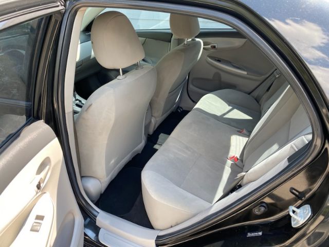 Toyota Corolla Vehicle Image 04