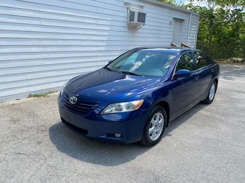 Toyota Camry Vehicle Image 02