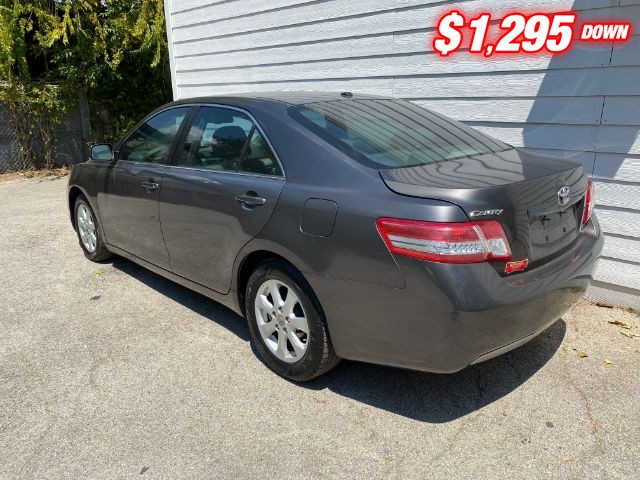 Toyota Camry Vehicle Image 03