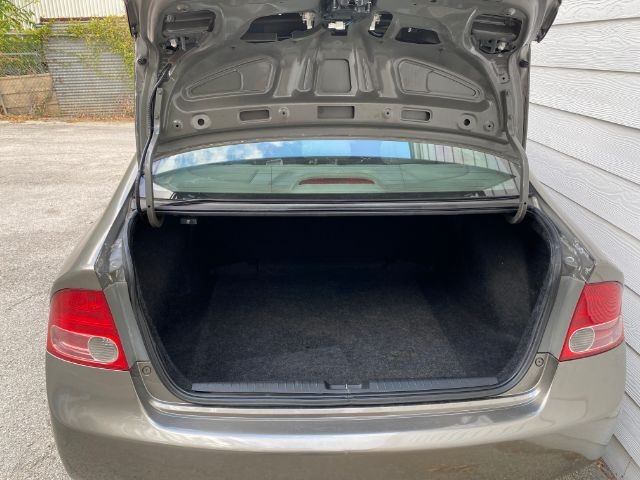 Honda Civic Sedan Vehicle Image 07