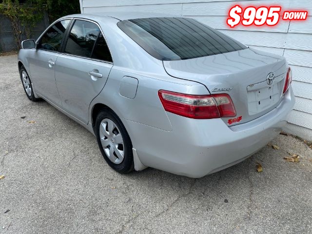 Toyota Camry Vehicle Image 03