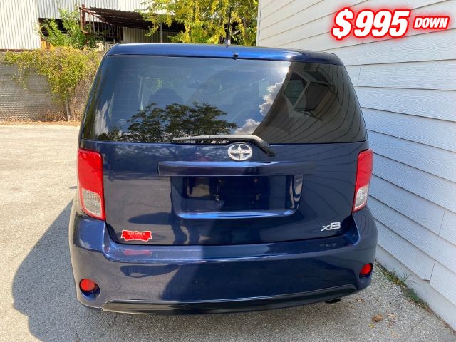 Scion xB Vehicle Image 04