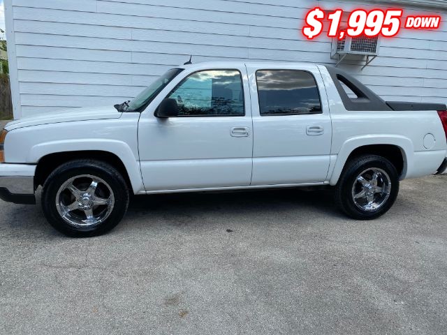Chevrolet Avalanche Vehicle Image 02