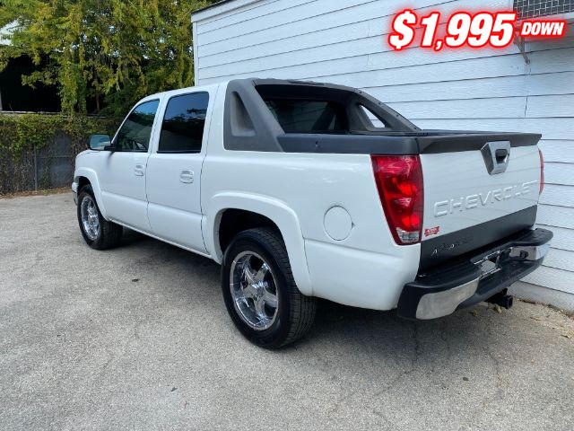 Chevrolet Avalanche Vehicle Image 03