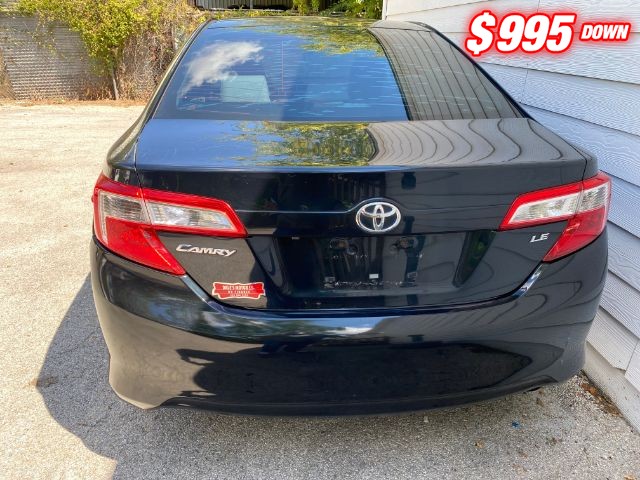 Toyota Camry Vehicle Image 04