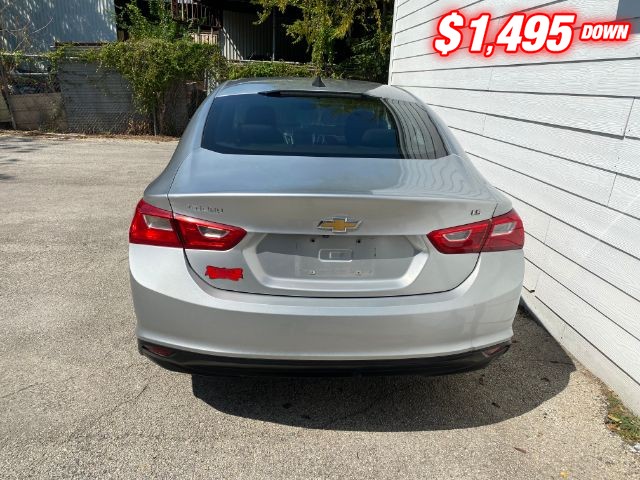 Chevrolet Malibu Vehicle Image 04